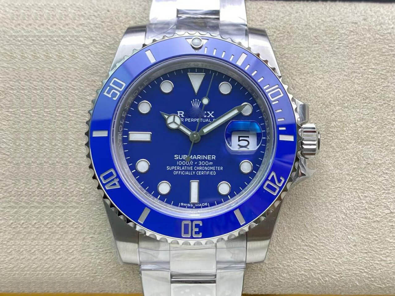 Customized Brand High-End Luxury Automatic Mechanical Watch Inspired by the Submariner Series, Model 116619LB-97209