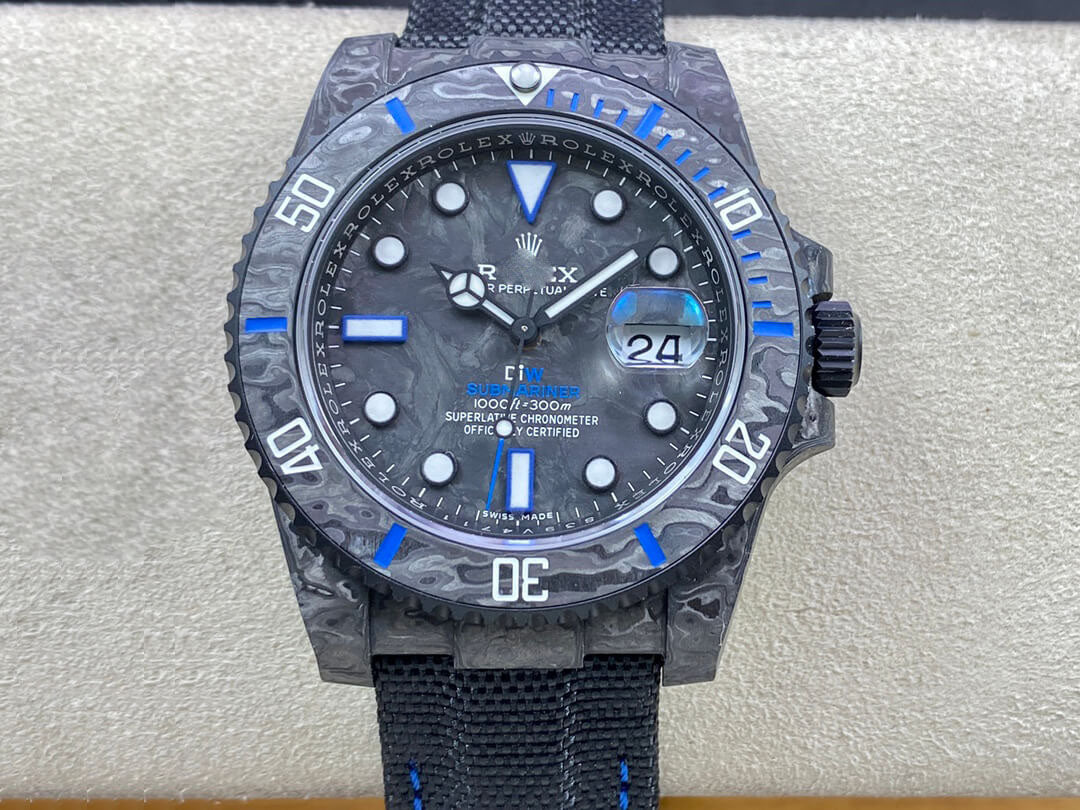 Customized Brand High-End Luxury Automatic Mechanical Watch Inspired by the Submariner Series, Model Carbon Fiber Case