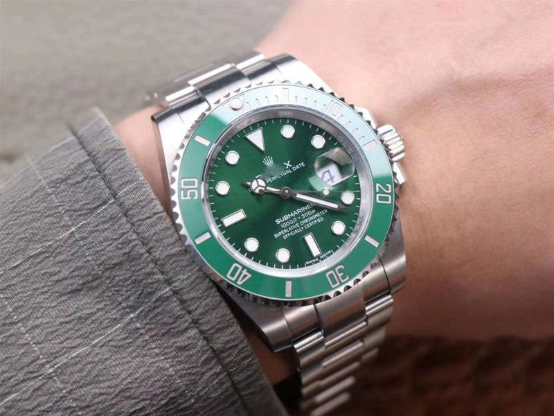 Customized Brand High-End Luxury Automatic Mechanical Watch Inspired by the Submariner Series, Model 116610LV-97200