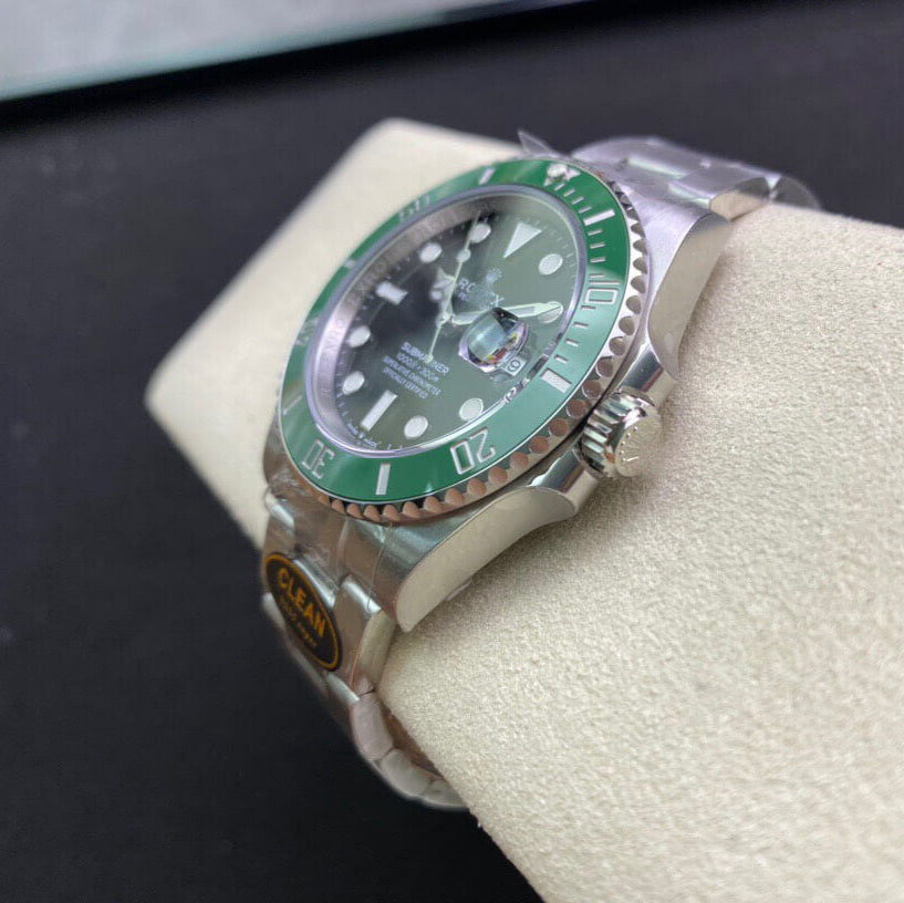 Customized Brand High-End Luxury Automatic Mechanical Watch Inspired by the Submariner Series, Model 116619LB-97209.