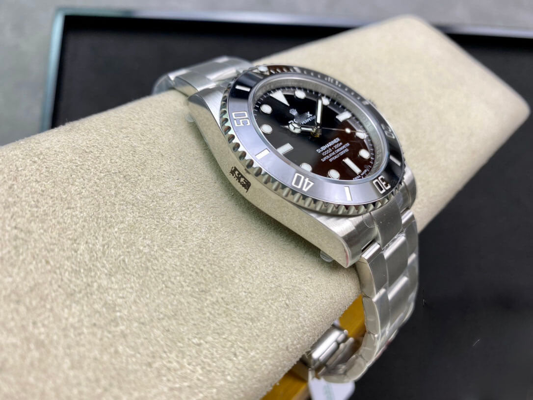 Customized Brand High-end Luxury Autometic Mechanical Watch Refer to Submariner Series ，Model 114060-97200