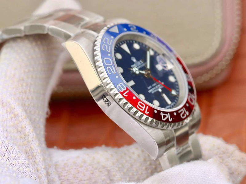 Customized Brand High-End Luxury Automatic Mechanical Watch Inspired by the GMT-Master Series, 126710BLRO